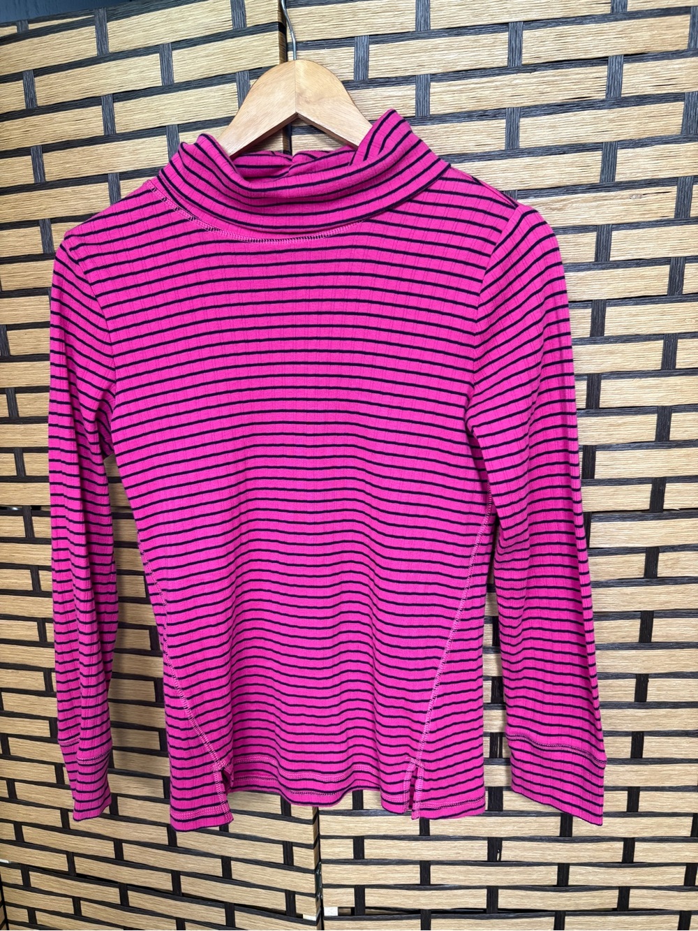 T By Talbots Pink And Navy Stripe Turtle‎ Neck Long Sleeve Size Small